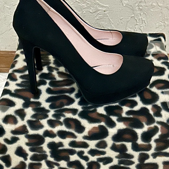 Wendy II Platform Pump - Picture 2 of 5